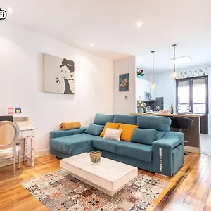  Apartment Between Old Town & Guggenheim!! Private Parking Spain